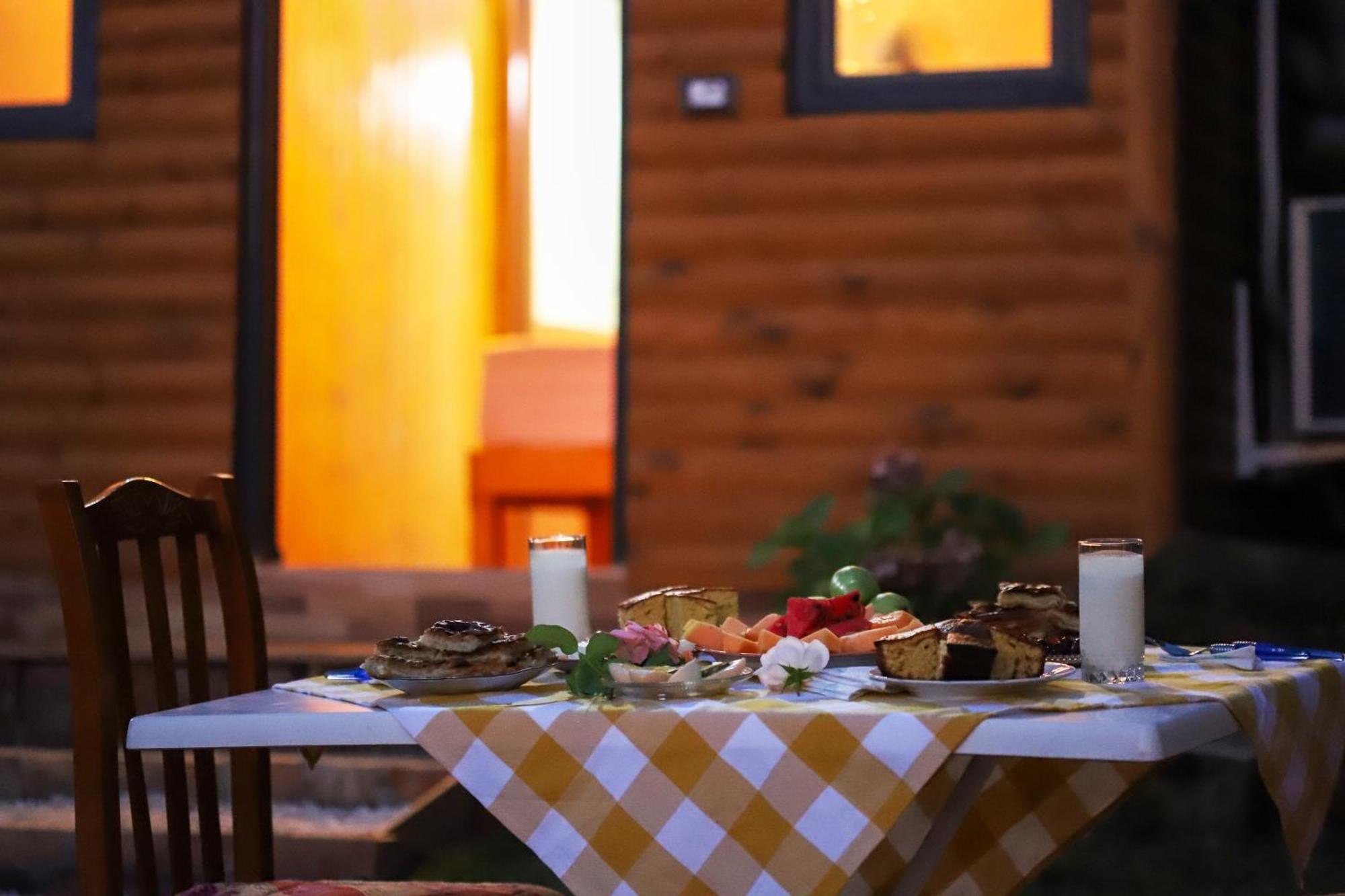 Bujtina Musta Guest House Берат Екстериор снимка