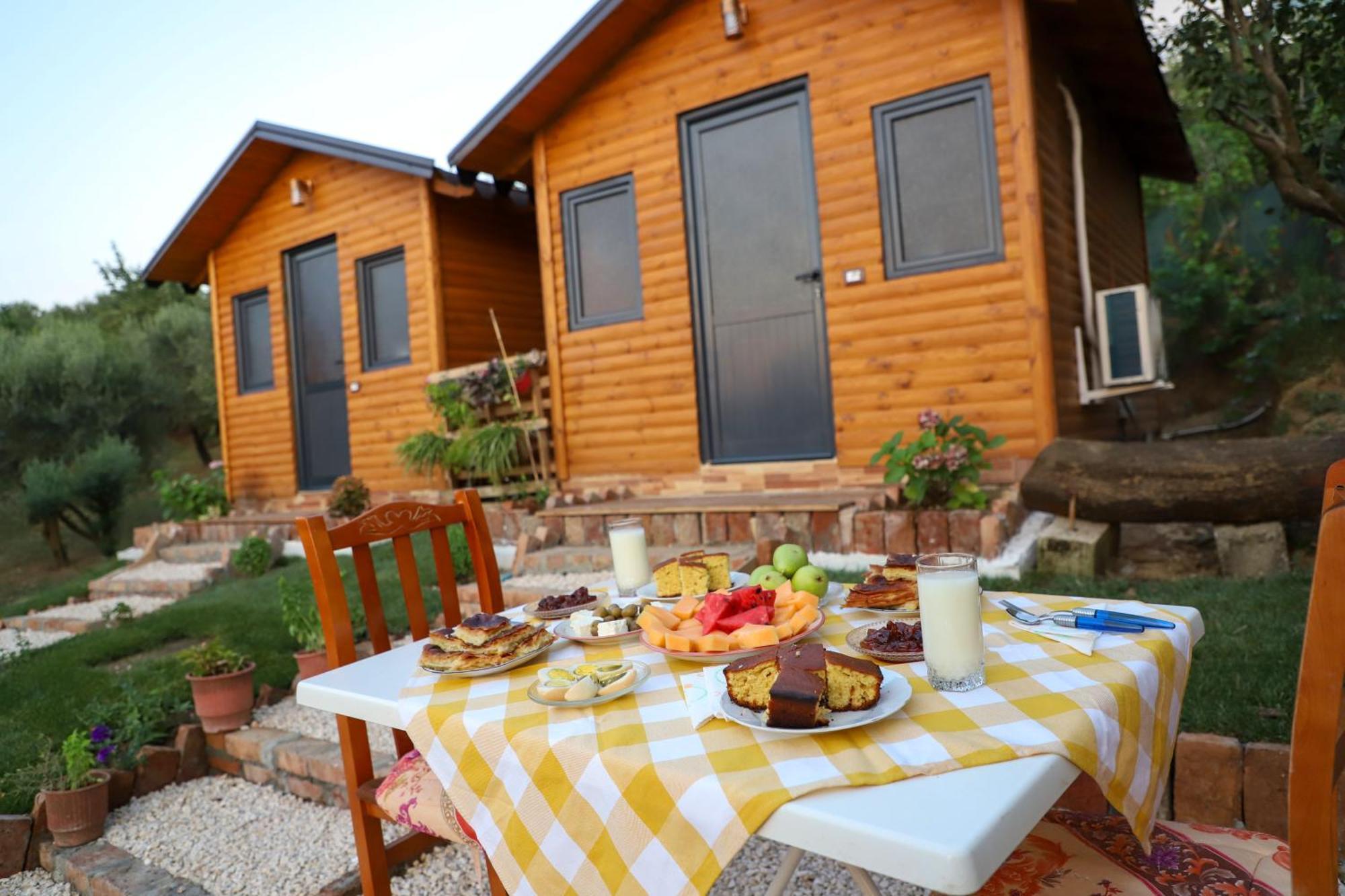 Bujtina Musta Guest House Берат Екстериор снимка
