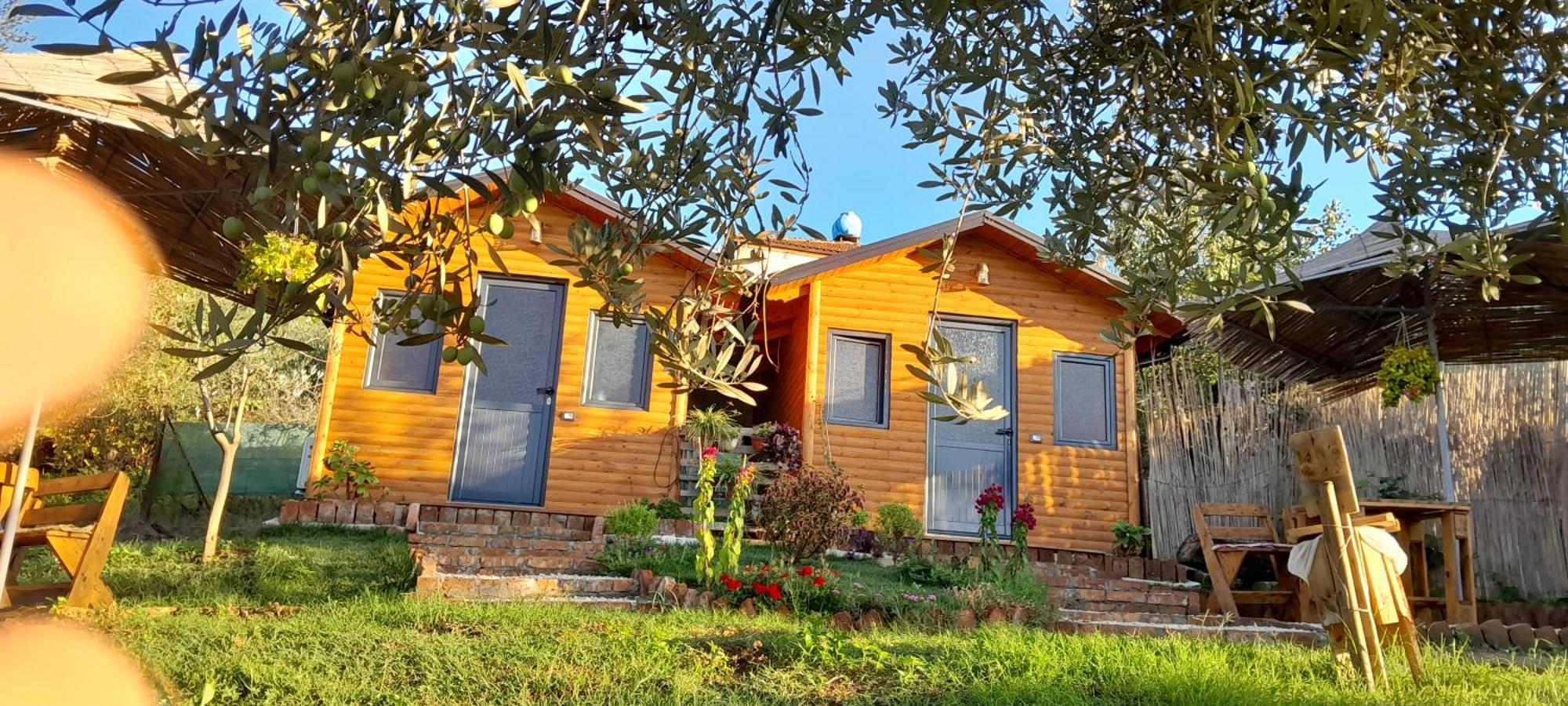 Bujtina Musta Guest House Берат Екстериор снимка